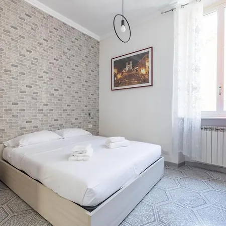 Vg Piazza Navona 5 Stelle Montecitorio Affittacamere Roma