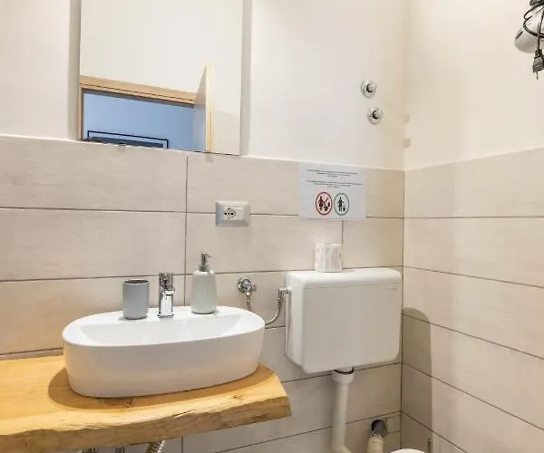 Vg Piazza Navona 5 Stelle Montecitorio Rome